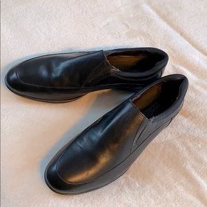 Bruno Magli leather slip on loafer